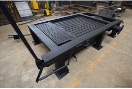 Топка с поворотными колосниками промышленного котла на дровах